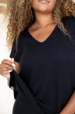 Indigo Luna Helga Tee Black New In