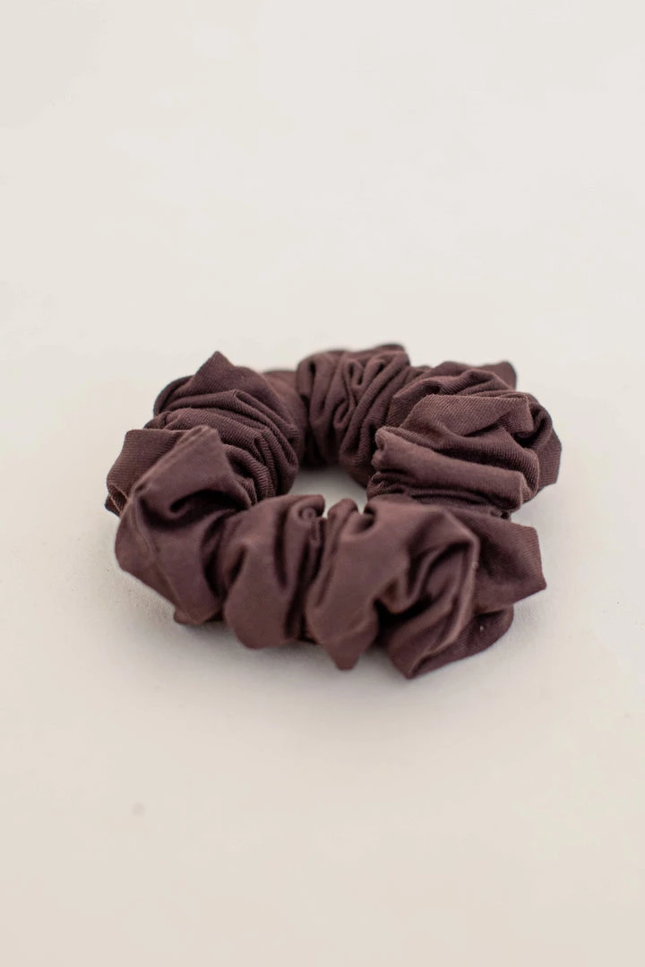 Indigo Luna Store Layla Scrunchie Carob 3 Indigo Luna Store Layla Scrunchie Carob