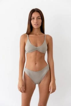 Indigo Luna Tina Thong Light Mahogany