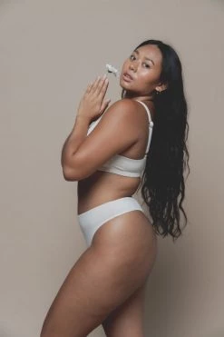 Indigo Luna New In Layla Thong Pearl