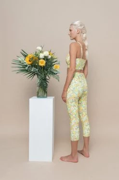 Indigo Luna Vayƫ Capri Summer Flowers Best Sellers
