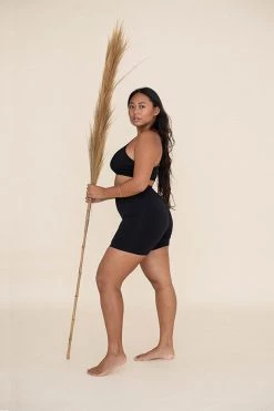 Indigo Luna Ananda Shorts Black